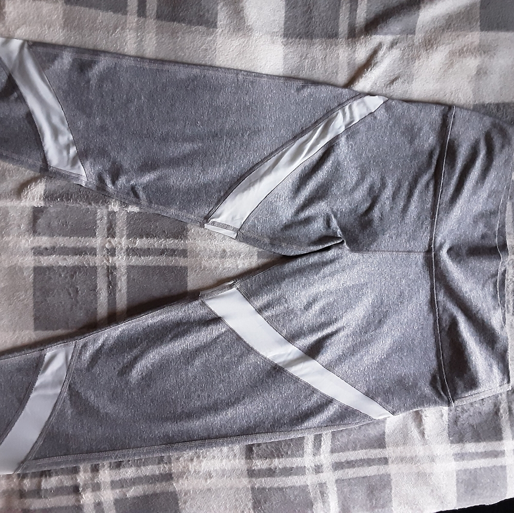 Aerie Chill Play Move Grey 7/8 Leggings XL